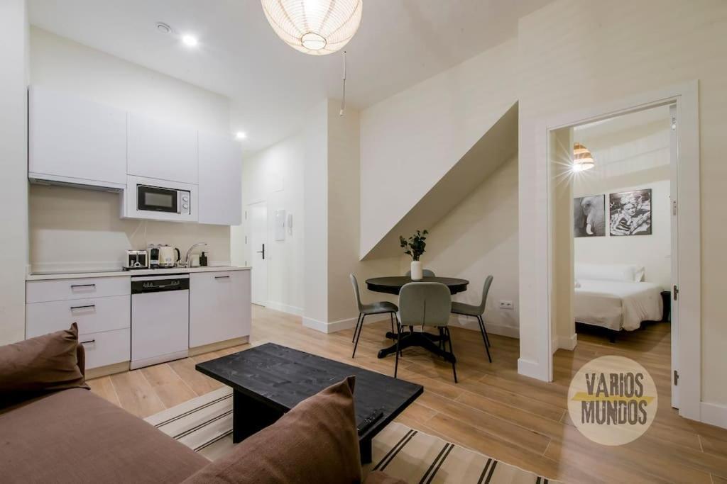 Cozy Y Centrico Apt Para 6Pax En Plaza Del Carmen E2 Madrid Dış mekan fotoğraf