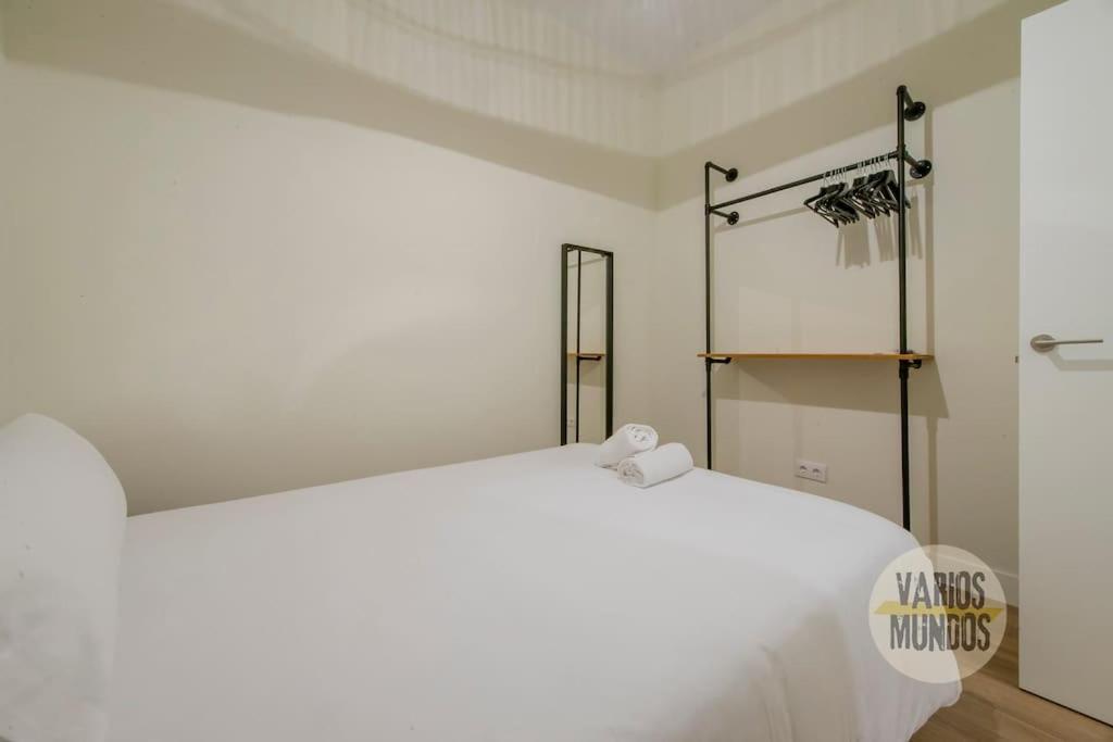 Cozy Y Centrico Apt Para 6Pax En Plaza Del Carmen E2 Madrid Dış mekan fotoğraf