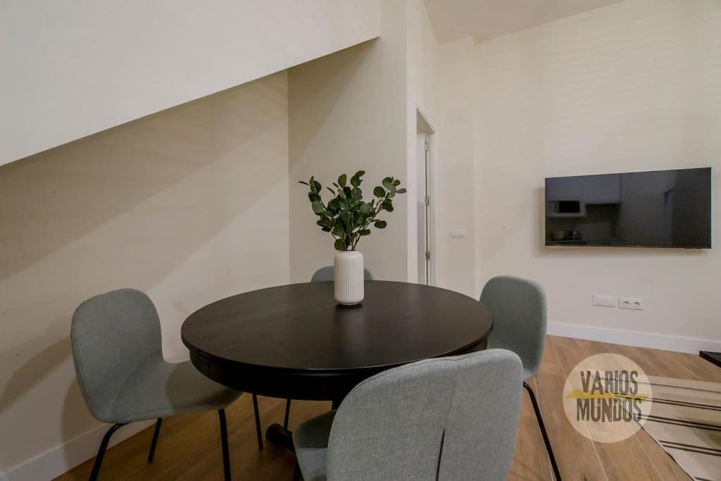 Cozy Y Centrico Apt Para 6Pax En Plaza Del Carmen E2 Madrid Dış mekan fotoğraf