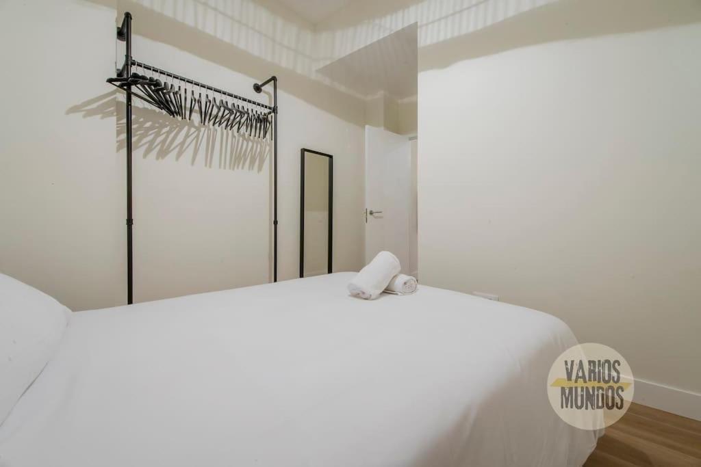 Cozy Y Centrico Apt Para 6Pax En Plaza Del Carmen E2 Madrid Dış mekan fotoğraf
