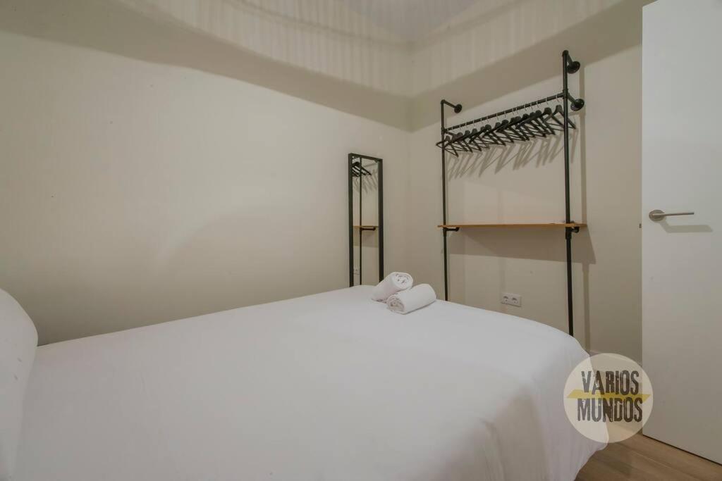 Cozy Y Centrico Apt Para 6Pax En Plaza Del Carmen E2 Madrid Dış mekan fotoğraf