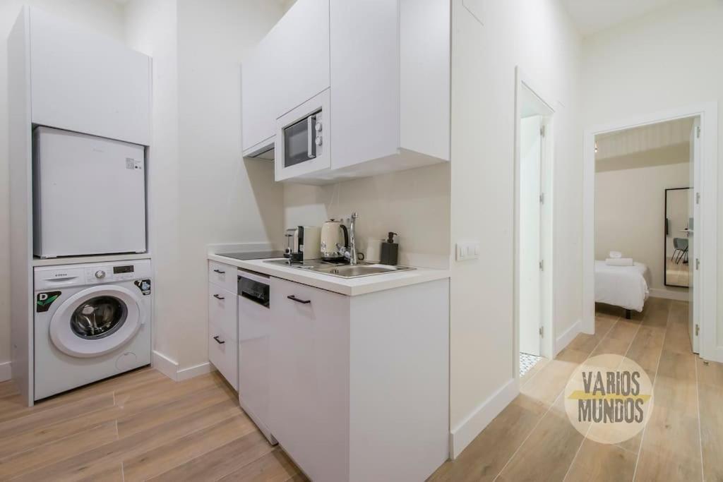 Cozy Y Centrico Apt Para 6Pax En Plaza Del Carmen E2 Madrid Dış mekan fotoğraf